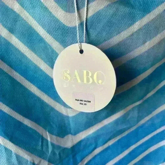 NWT Sabo Skirt Lightweight Top Open  Back - Picture 2 of 6